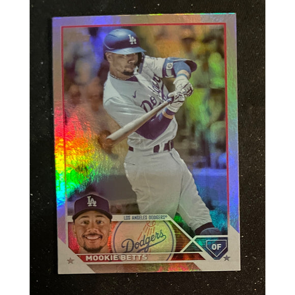 2023 Topps Series 1 Rainbow Foil Mookie Betts Dodgers 50