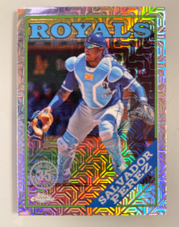 2023 Topps Baseball Mojo Refractor Salvador Perez Royals T88C-75