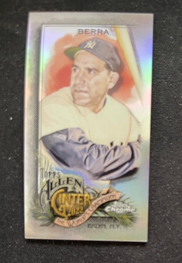 2022 Topps Allen & Ginter Chrome Mini Refractor Yogi Berra Yankees 114